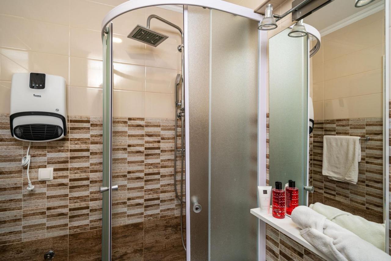Apartmani Niki Zvekovica Cavtat Esterno foto