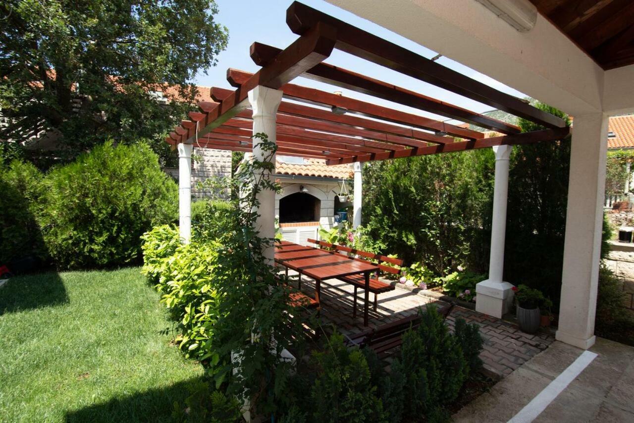 Apartmani Niki Zvekovica Cavtat Esterno foto