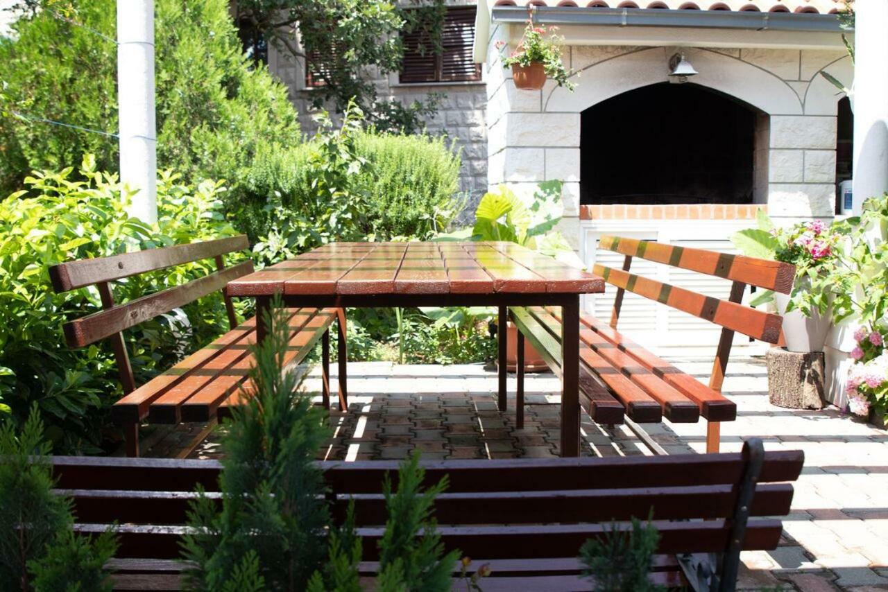 Apartmani Niki Zvekovica Cavtat Esterno foto